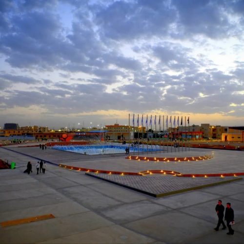 ساحة الاحتفالات في الجامعة التقنية الجنوبية