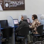 ورشة عمل حول برنامج MS.VISIO لطلبة المخيم الصيفي في مركز الحاسبة بالجامعة التقنية الجنوبية